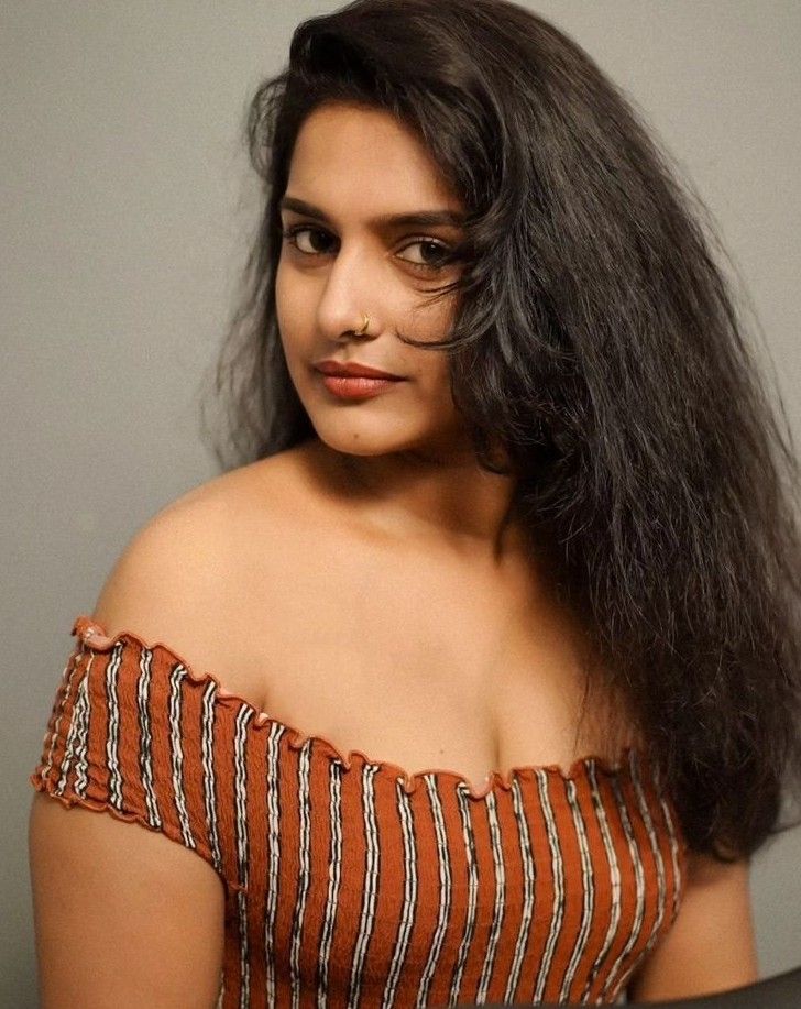 model Call Girls in Kanpur